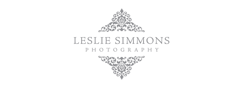 Leslie Simmons Photography Boudoir logo